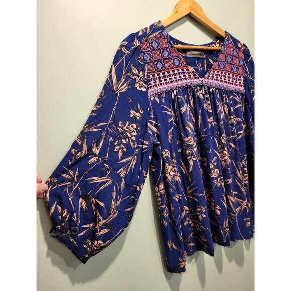 By Anthropologie Blue Pink Embroidered Relaxed Fit Peasant Top Sz L - Picture 3 of 6